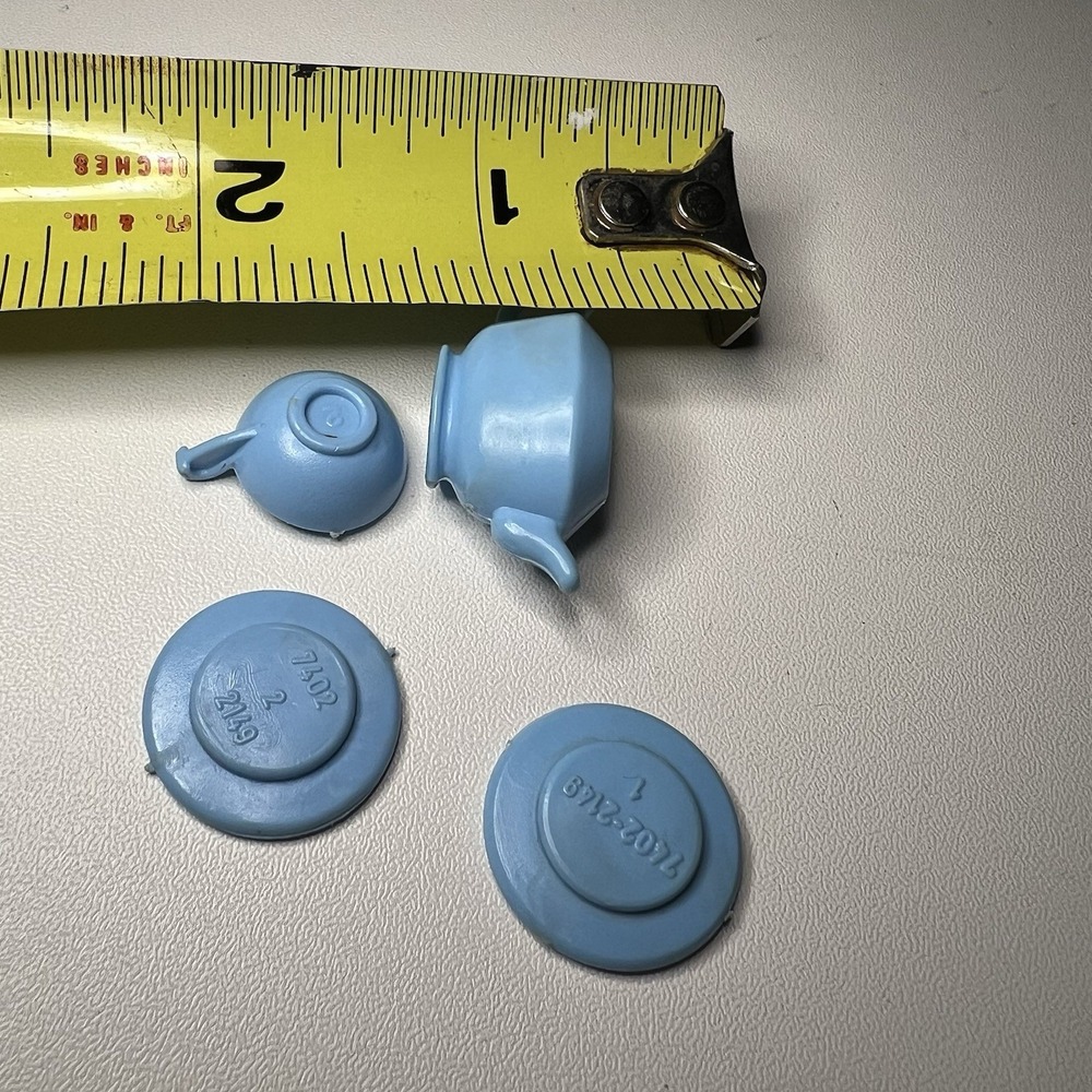 Vintage Blue 11" Doll‎ Plastic Child Toy Tea Set - Picture 4 of 4